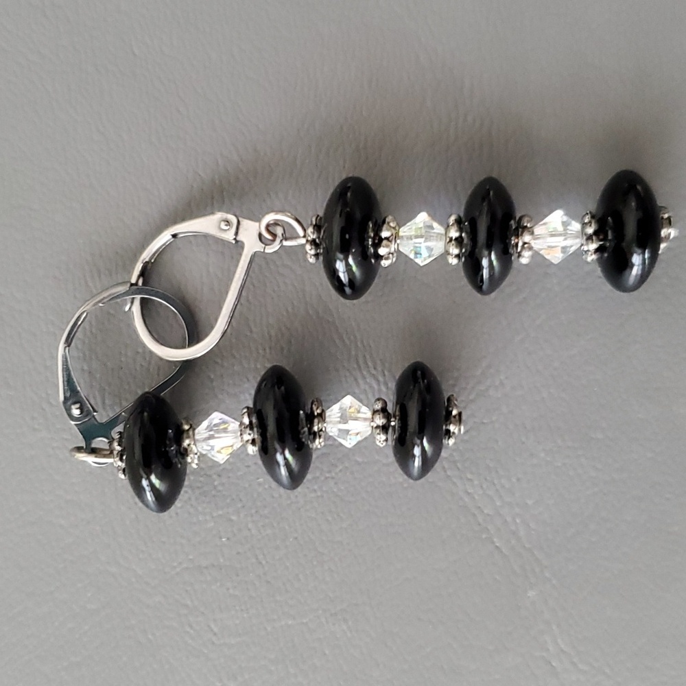 Jewelry Neckace and Earrings 2 pairs - Picture 4 of 7